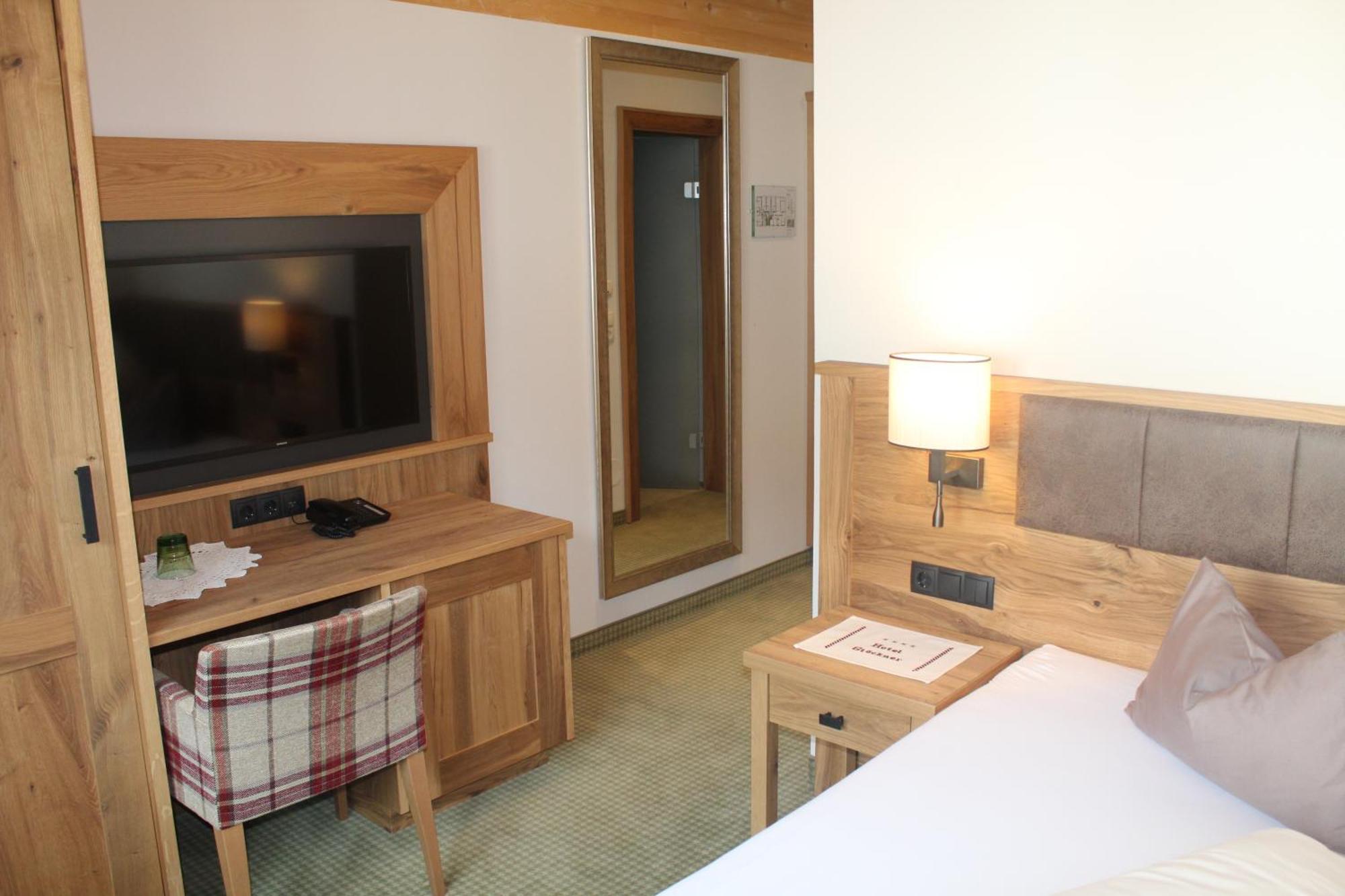 Hotel Gloeckner Und Hotel Residenz Gloeckner Mathon エクステリア 写真